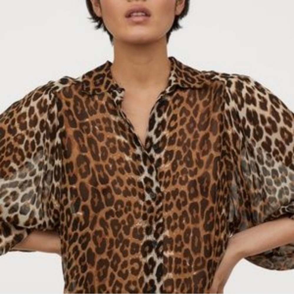 H&M Leopard Balloon Sleeve Blouse Size Small